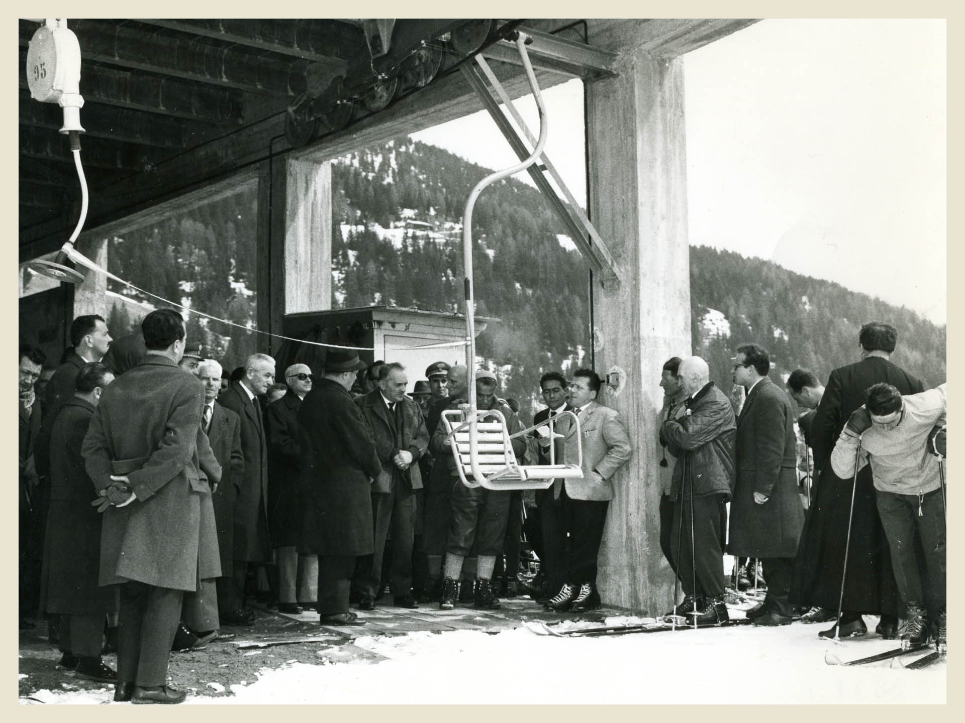 Cerimonia di inaugurazione degli impianti di risalita di S. Caterina Valfurva nel 1962